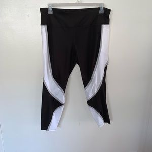 AVIA Black and White Workout Leggings